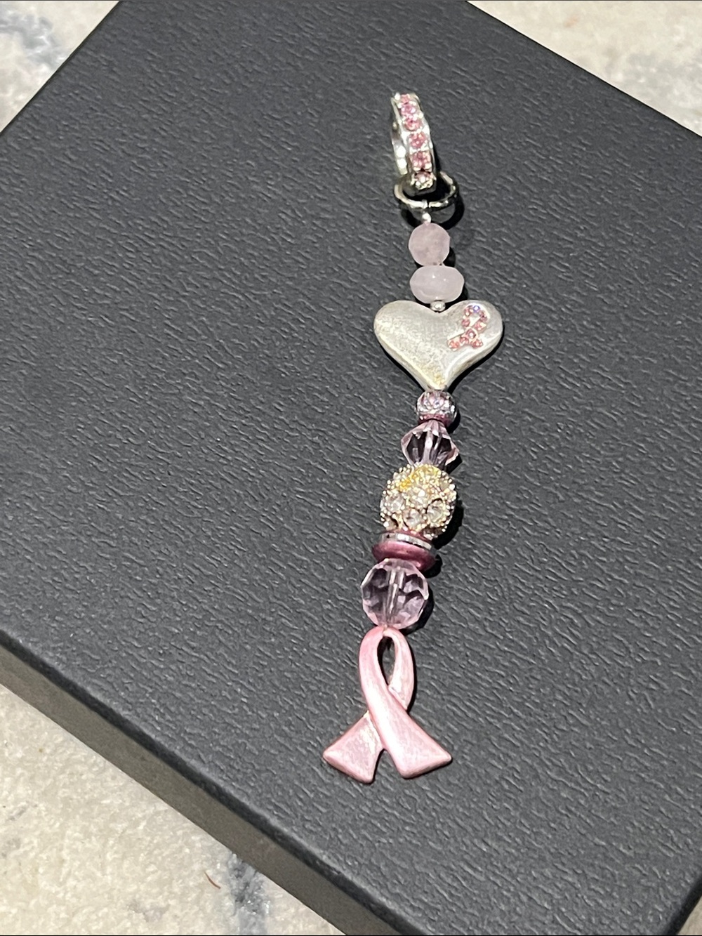 Pink Cancer Ribbon Heart Charm Dangle   NEW.